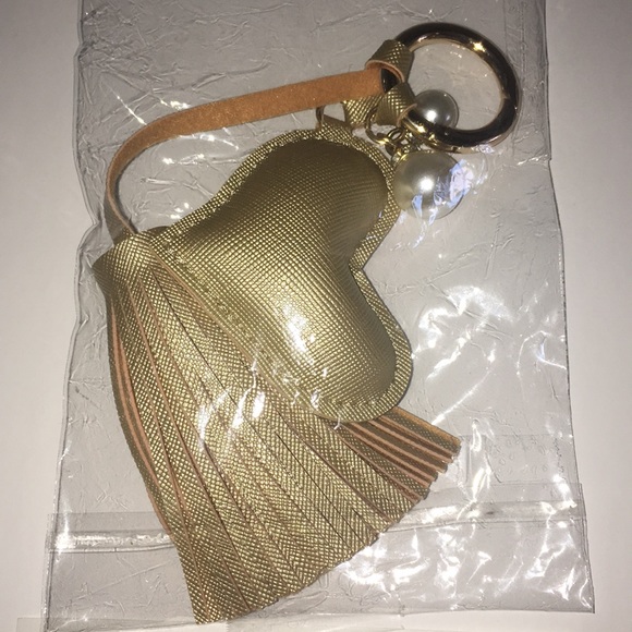 Twilly & Tassel Heart Keychain - Picture 4 of 6